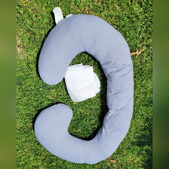 Pregnancy Pillow - Extra Pillow Case Included - Snoogle - Picture 2 of 10